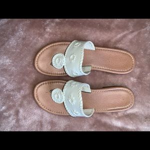 EUC White Summer Sandals 🌟